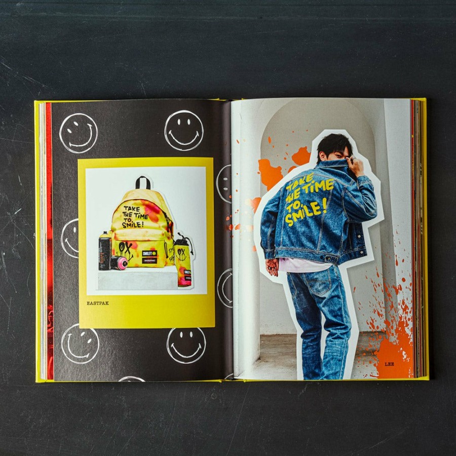 Deco & Lifestyle 1635 ASSOULINE Livres | Livre - Smiley, 50 Years Of Good News - Assouline