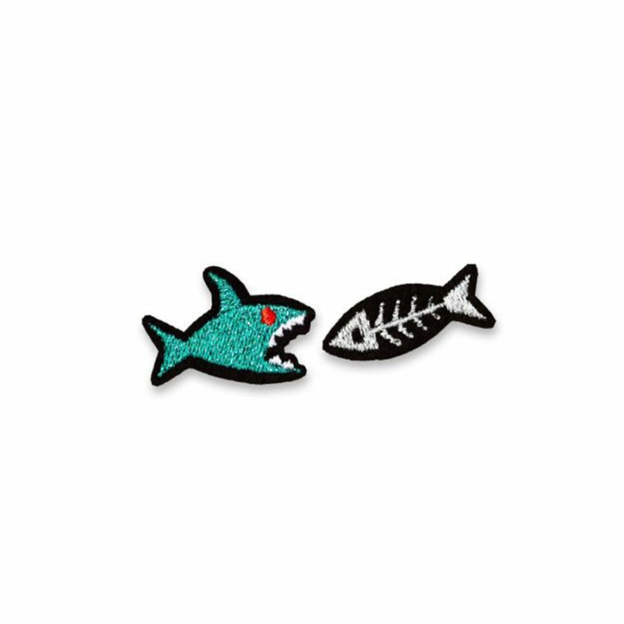 Mode Femme MACON u0026 LESQUOY Broches | Macon & Lesquoy - Ecusson Thermocollant - Requin Arete